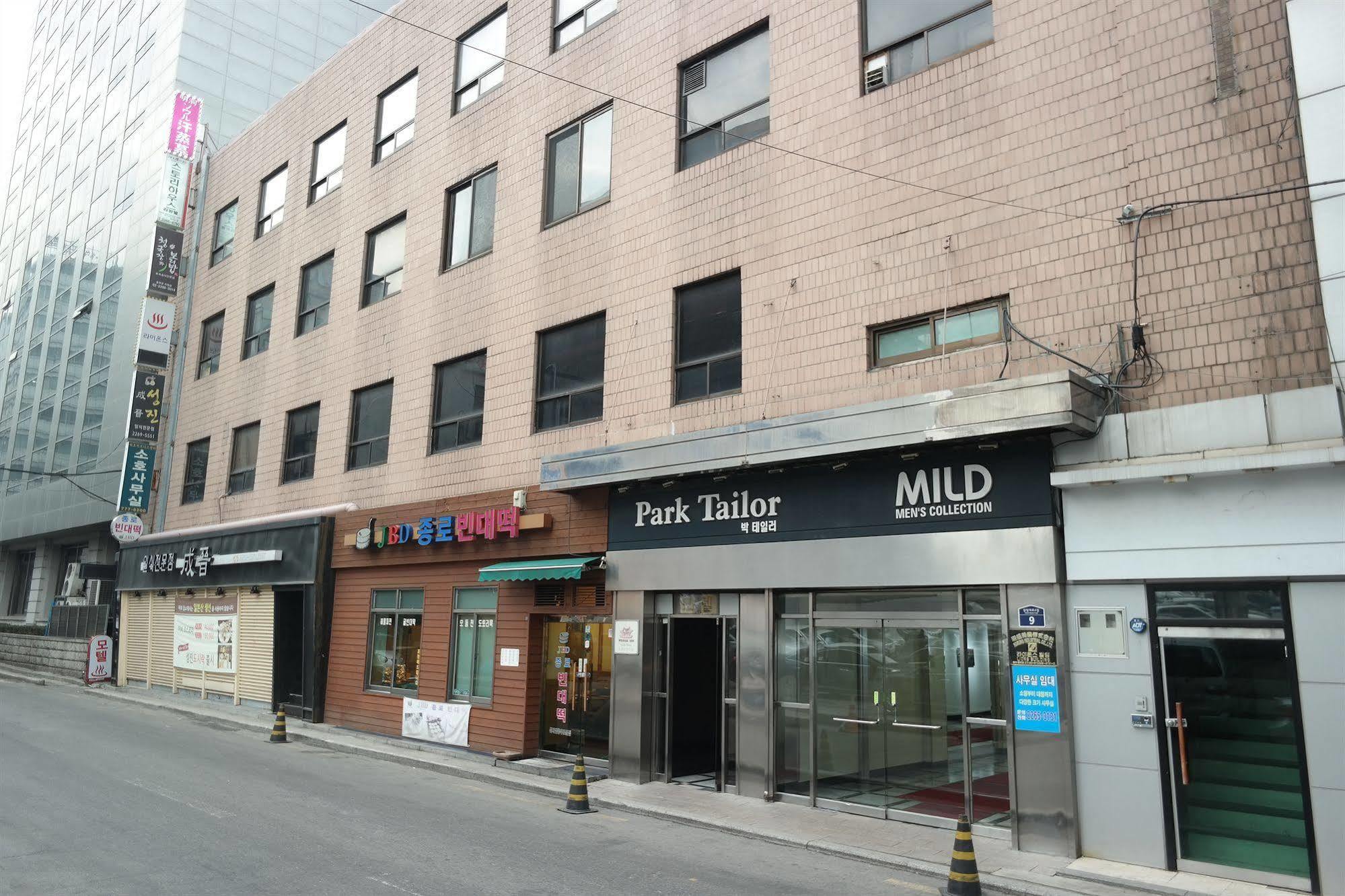 Storyhouse Myeongdong Hotel Seul Exterior foto