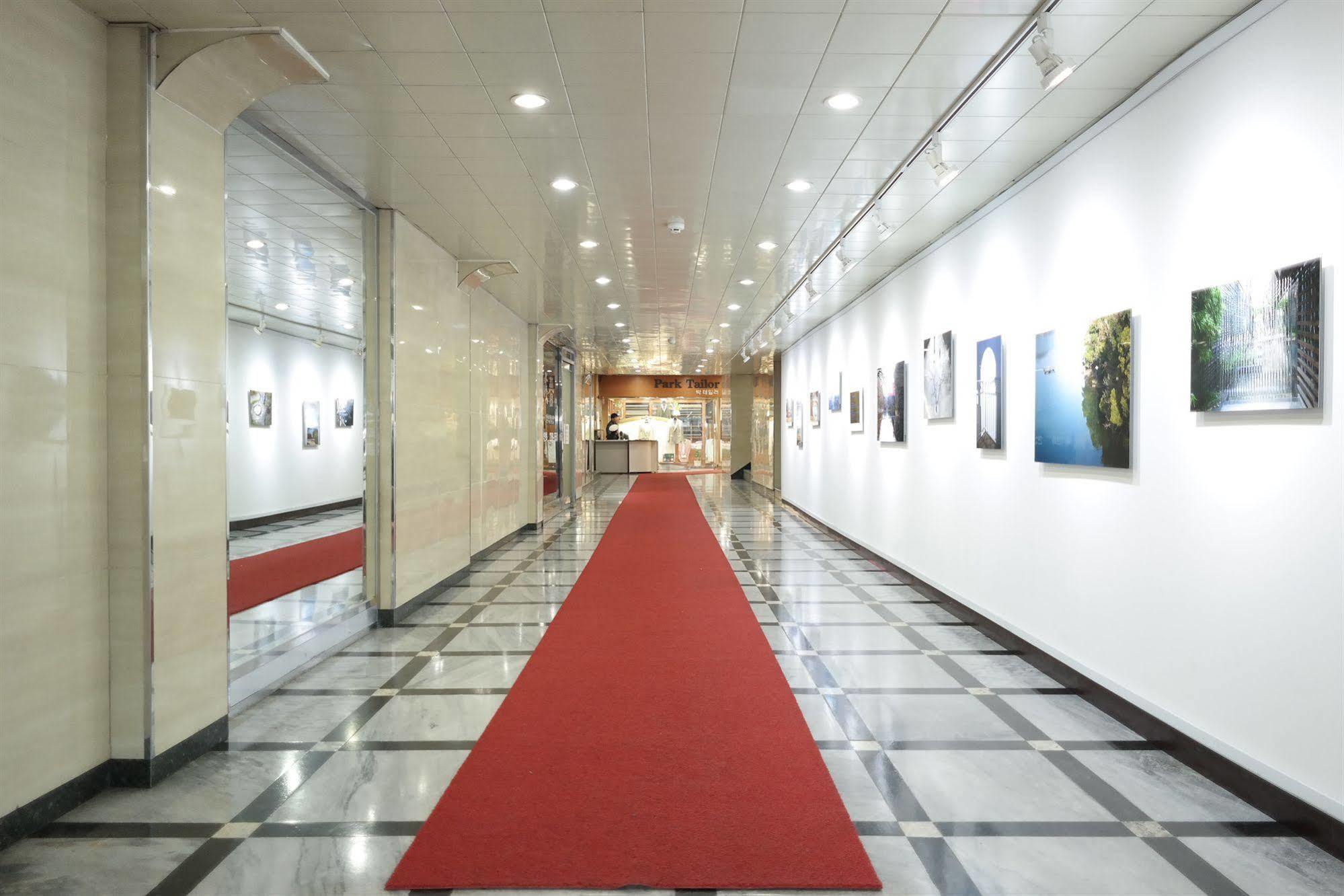 Storyhouse Myeongdong Hotel Seul Exterior foto